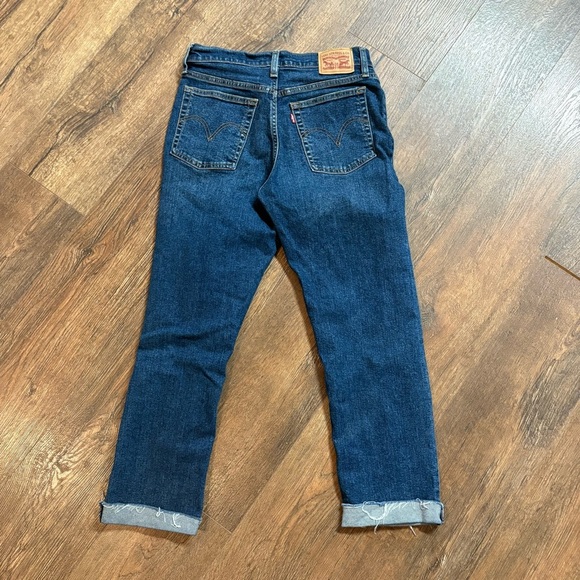 Levi’s wedgie straight distressed jeans - Picture 3 of 3